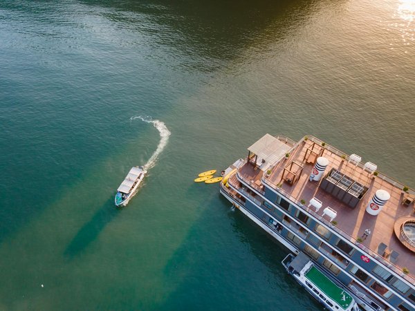 Où séjourner pour des vacances en Andalousie avec des cours de cuisine et des visites de bodegas?